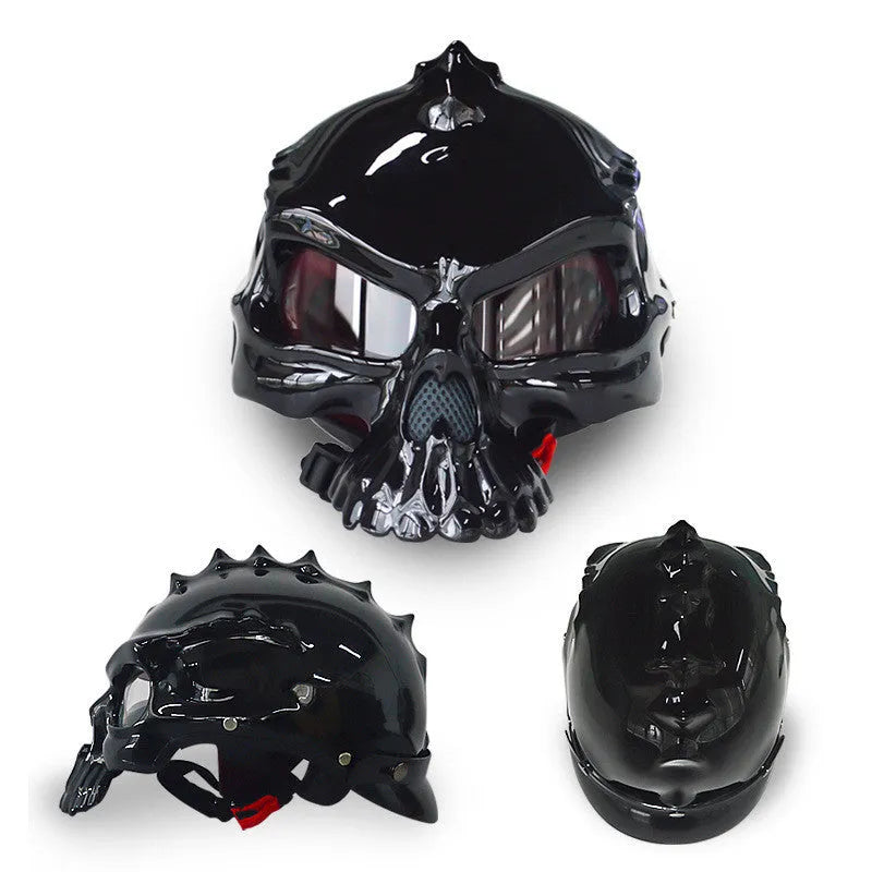 Skull artwork motorcycle helmet with reversible double-sided design in red colour