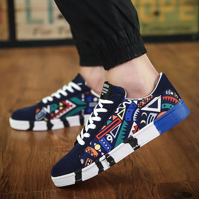 Canvas shoes with suede stitching upper, rubber sole, front tie lace-up, plain pattern, car suture design, black colour