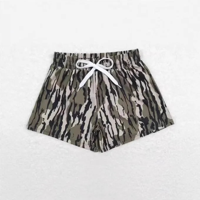 Boys' straight-leg sports casual shorts in polyester fabric, shown in multiple colours.