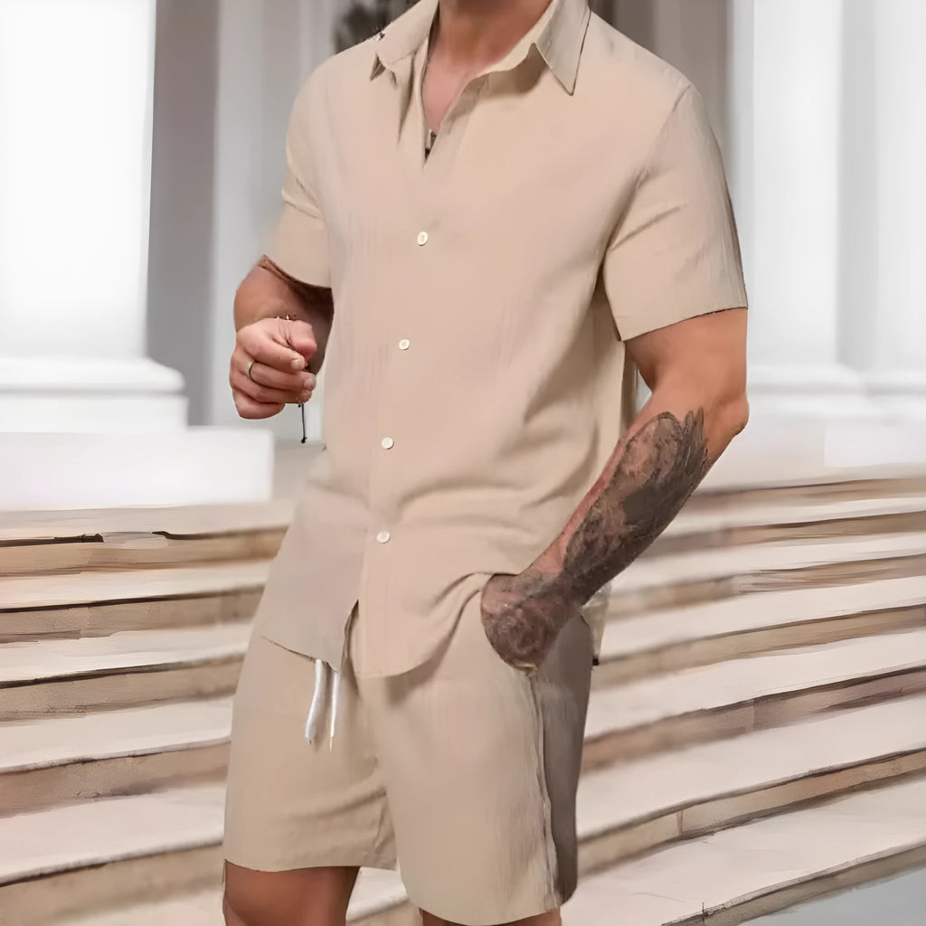 Striped printed men's casual suit set with short sleeve shirt and shorts in colour YT50313P1