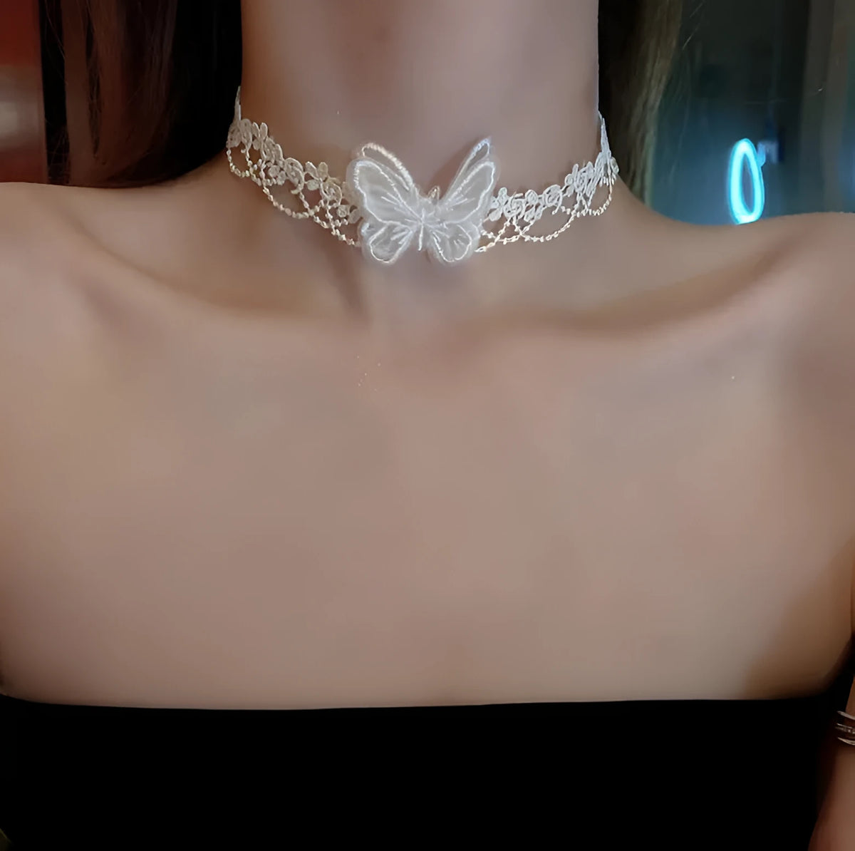 Lace yarn cloth butterfly necklace for women's collar, 30cm, shown in black or white
