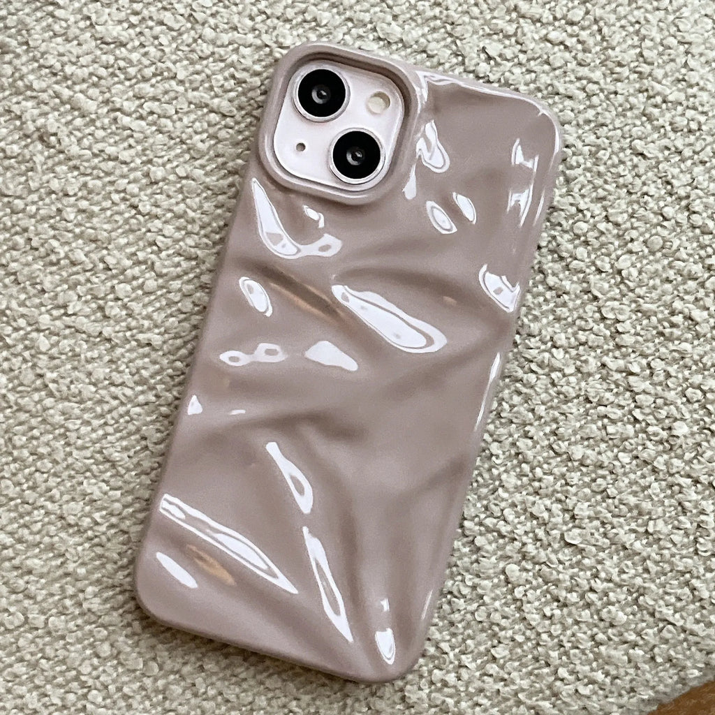 Electroplating three-dimensional pleated TPU phone case in wrinkled pearlescent white for iPhone