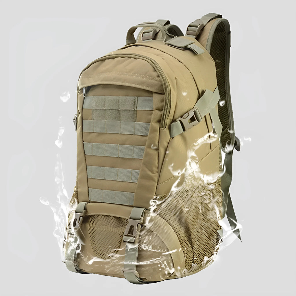 Green camouflage Oxford cloth mountaineering backpack with air pillow belt straps.