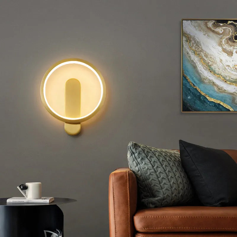 All copper wall lamp with gold finish, compact 20x4x24cm size, simple creative design