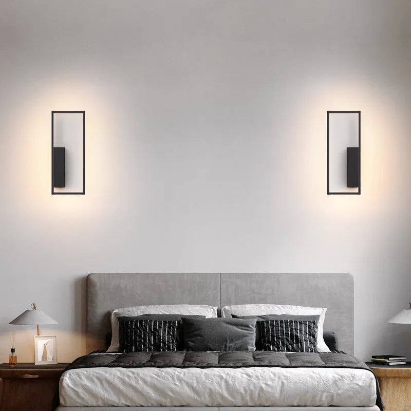 Small LED Nordic minimalist wall lamp in black finish, iron body, single head