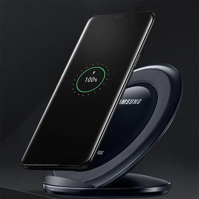 Black wireless charging pad for Galaxy Note Edge smartphone with Qi fast charging capability
