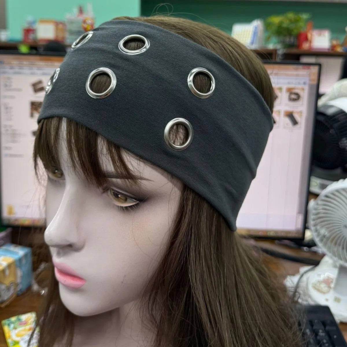 Hollow metal exercise hair band in punk style with seven colour options