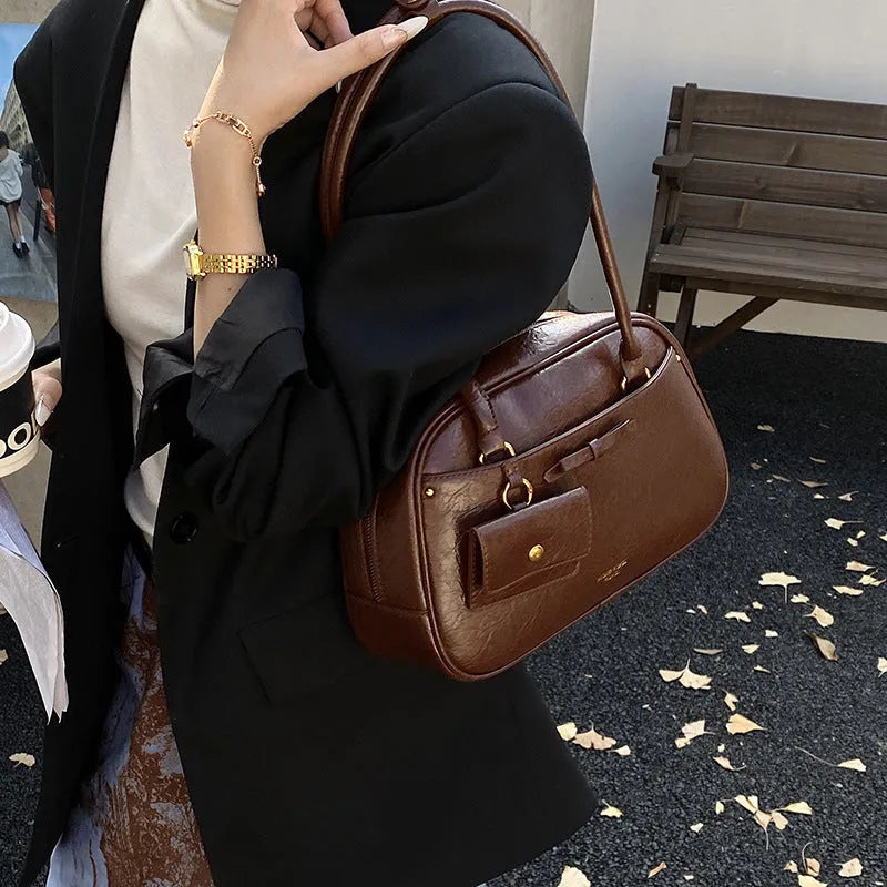 Women's retro PU shoulder bag in black with horizontal square shape and double shoulder straps