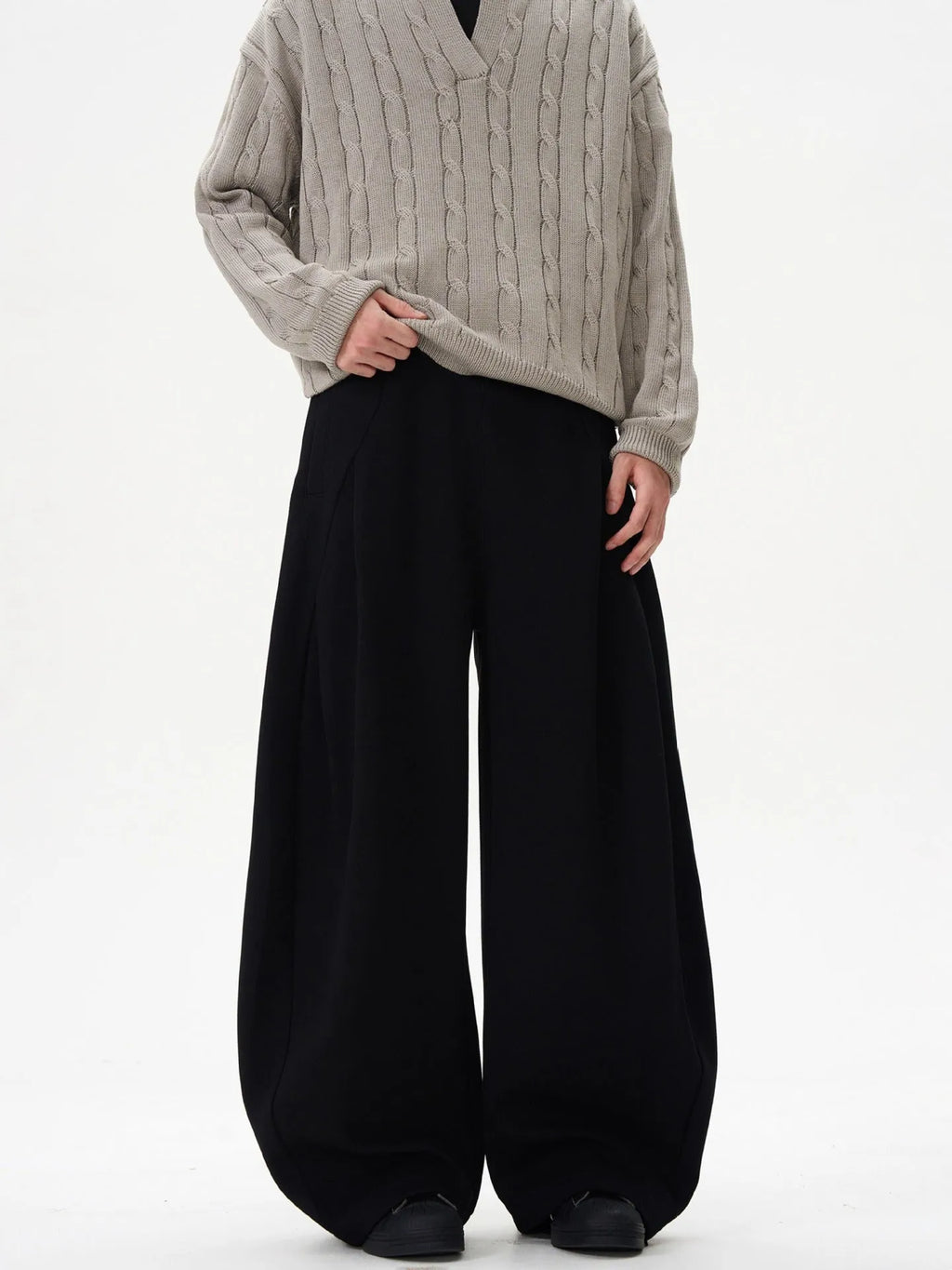 Women's polyester wide-leg trousers in black, loose fit straight leg design, mid rise waist