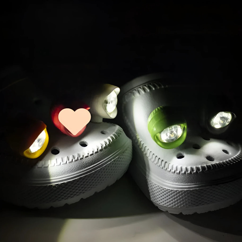 PVC clip-on shoe light 4.5cm x 3.3cm x 3cm in nine colours for camping and night walks