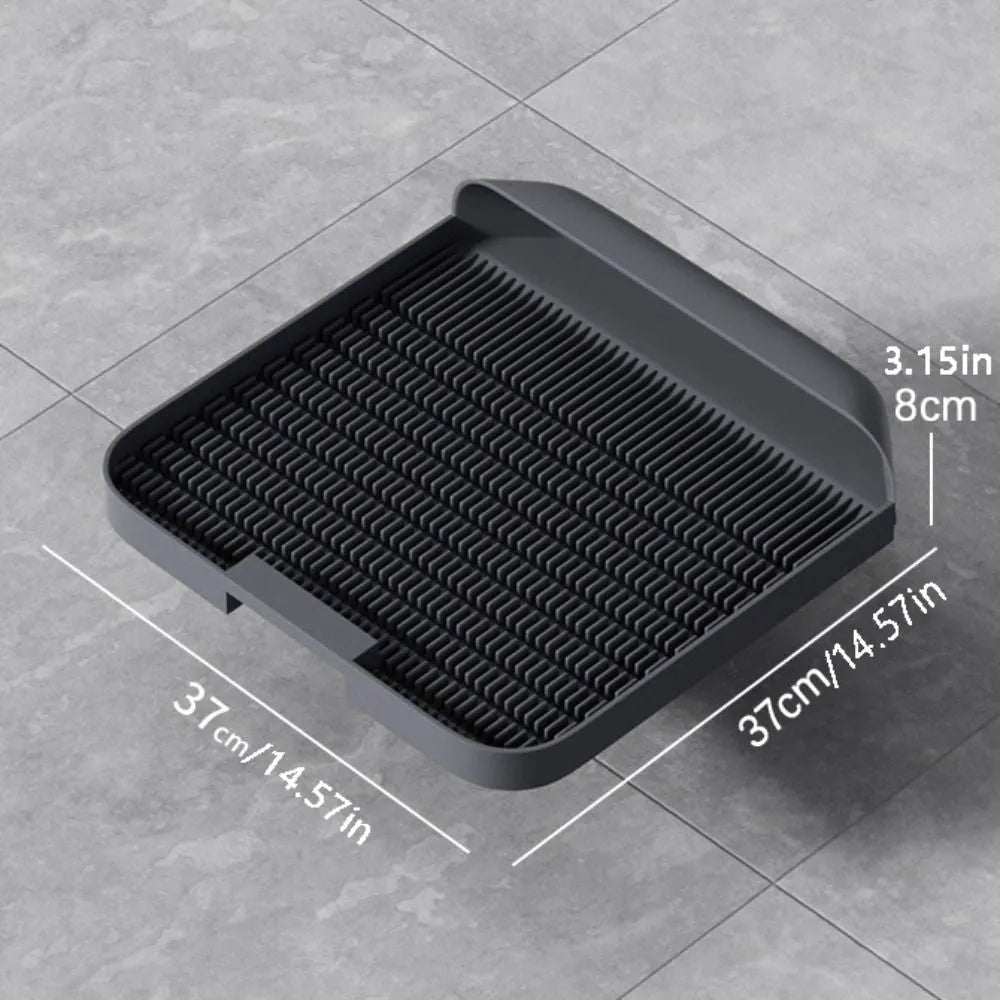 Large black cat litter pedal with slanted mouth design and raised foot pad measuring 37x37cm