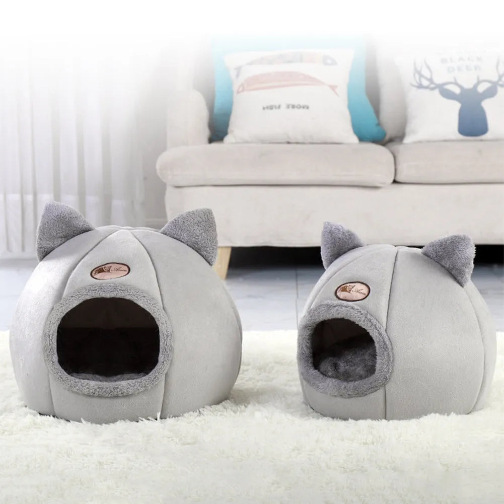 Large enclosed cat winter nest with fleece interior and sofa bed design