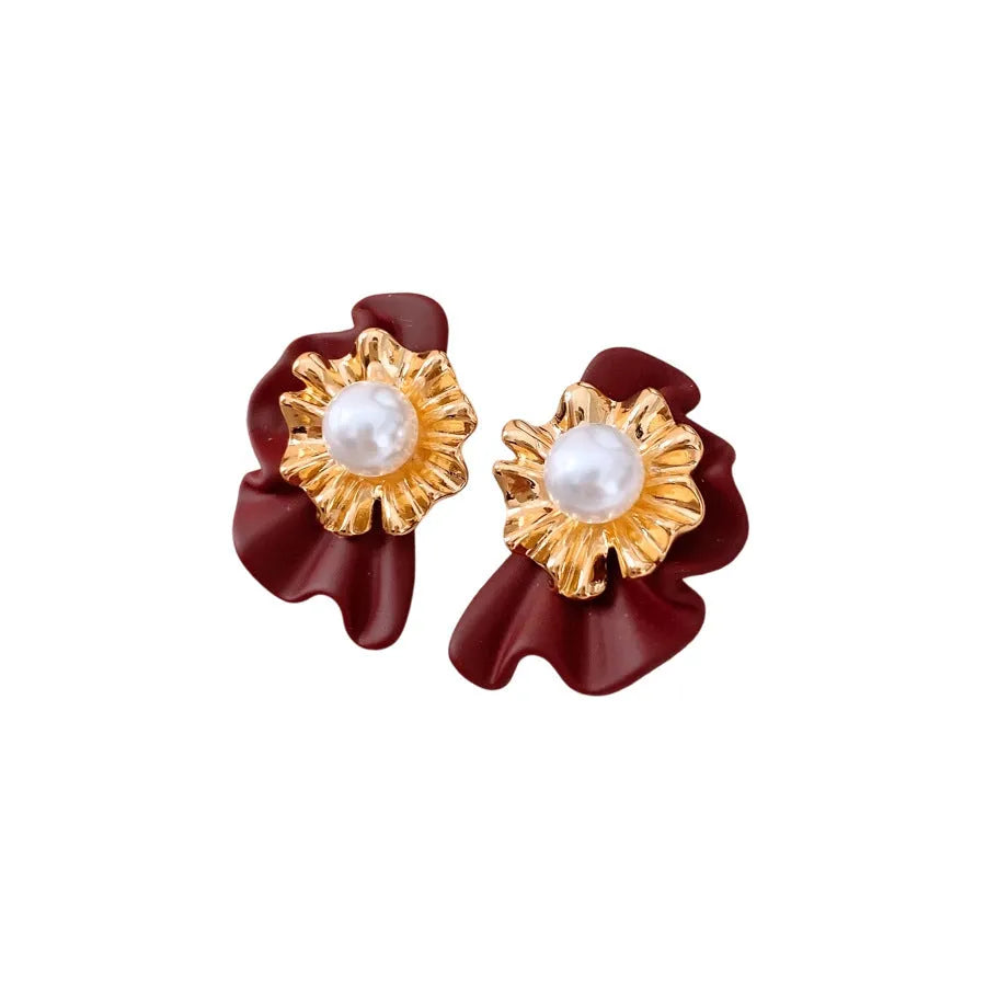Gold electroplated silver needle pearl flower earrings in Gold Red imitation pearl geometric Chinese style