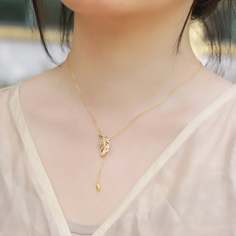 925 silver leaf clavicle chain gold electroplated geometric pendant on woman neck