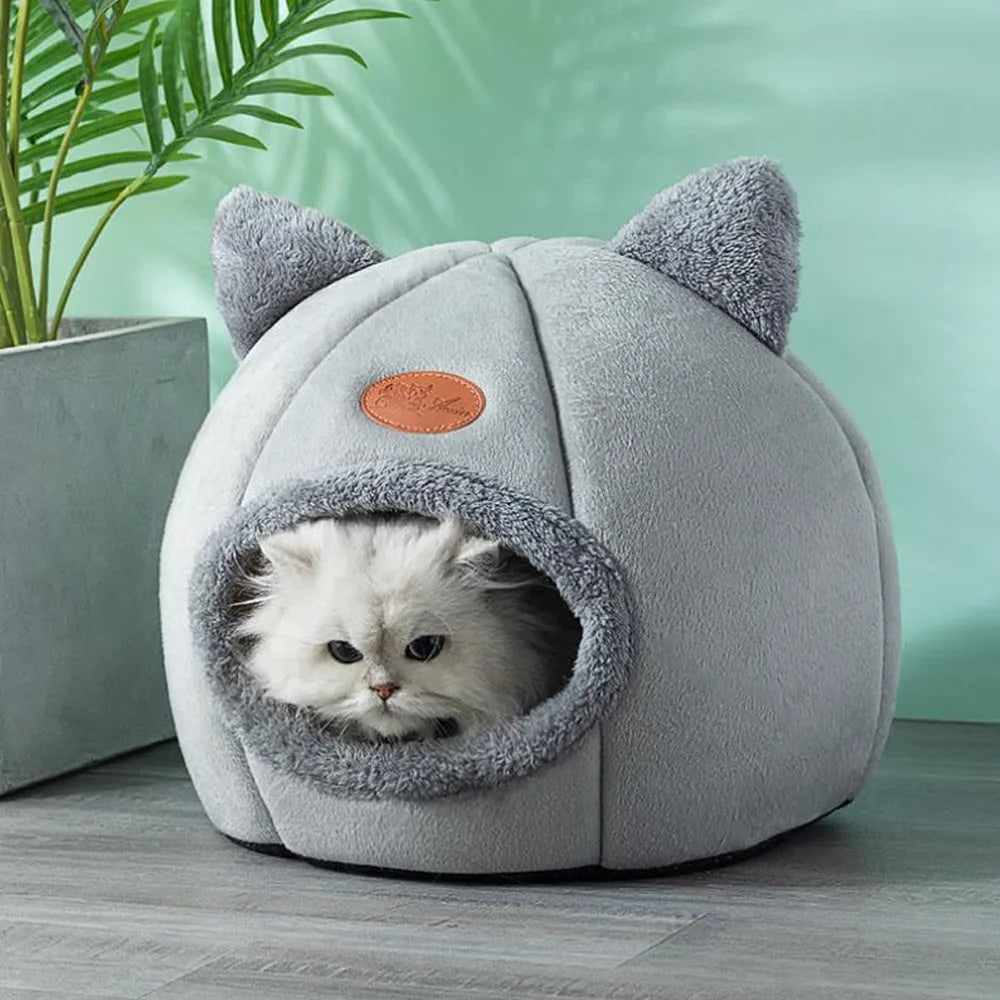 Large enclosed cat winter nest with fleece interior and sofa bed design