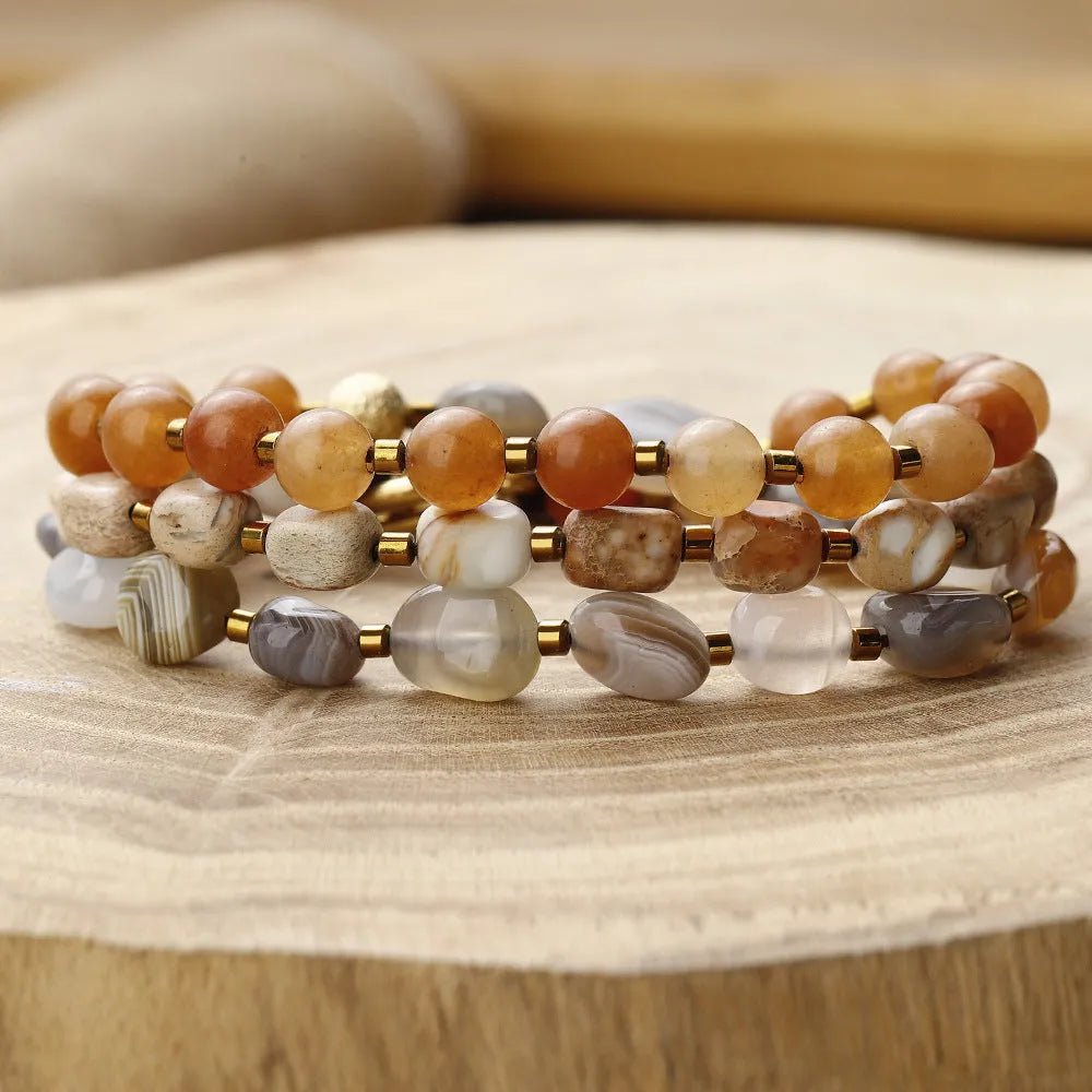 Hand-woven Persian Gulf agate multi-layer bracelet with geometric shapes in colour 3790