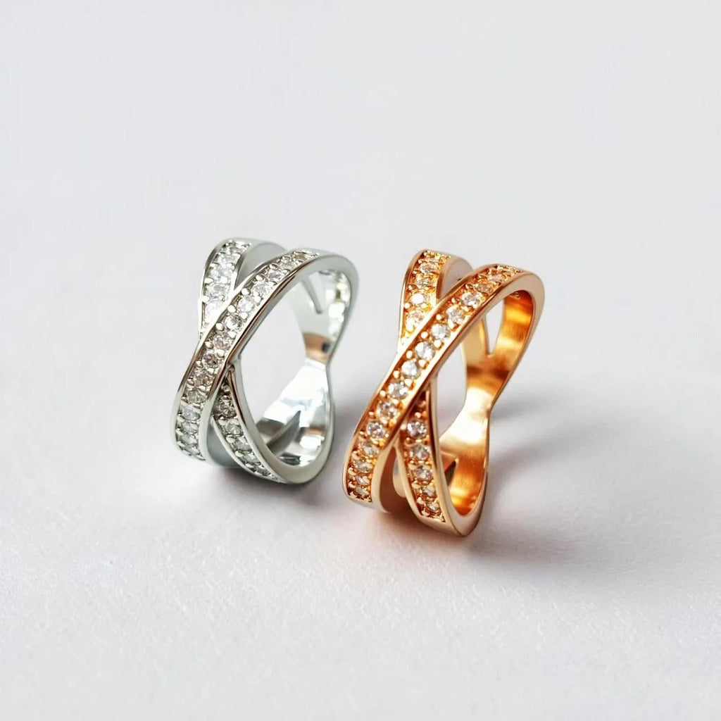 Copper ring with a metal cross design, micro-inlaid zircon, and electroplated silver or rose gold finish.