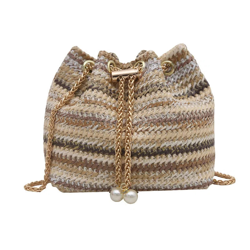 Women's straw woven bucket bag with diamond chain, colour-block plaid pattern, single shoulder strap, and multicolor finish
