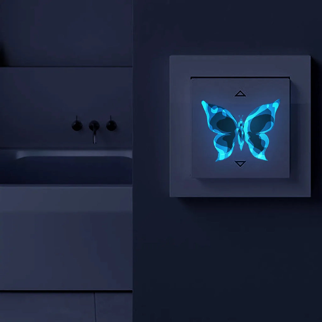 Blue luminous butterfly wall sticker 15x15cm PVC glowing on bedroom wall