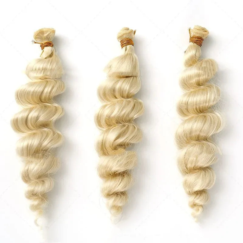 Golden synthetic women's wig on a stand showing 18-inch, 20-inch and 22-inch length options.