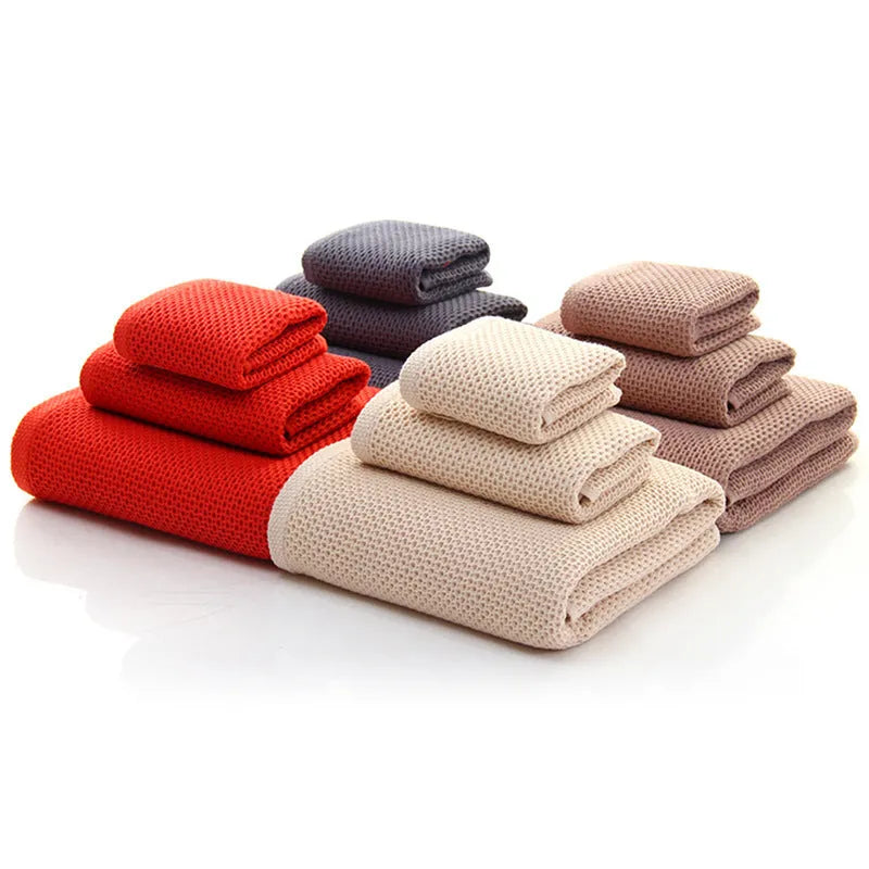 Pure cotton jacquard bath towel in beige, size 70x140cm, absorbent and quick-drying