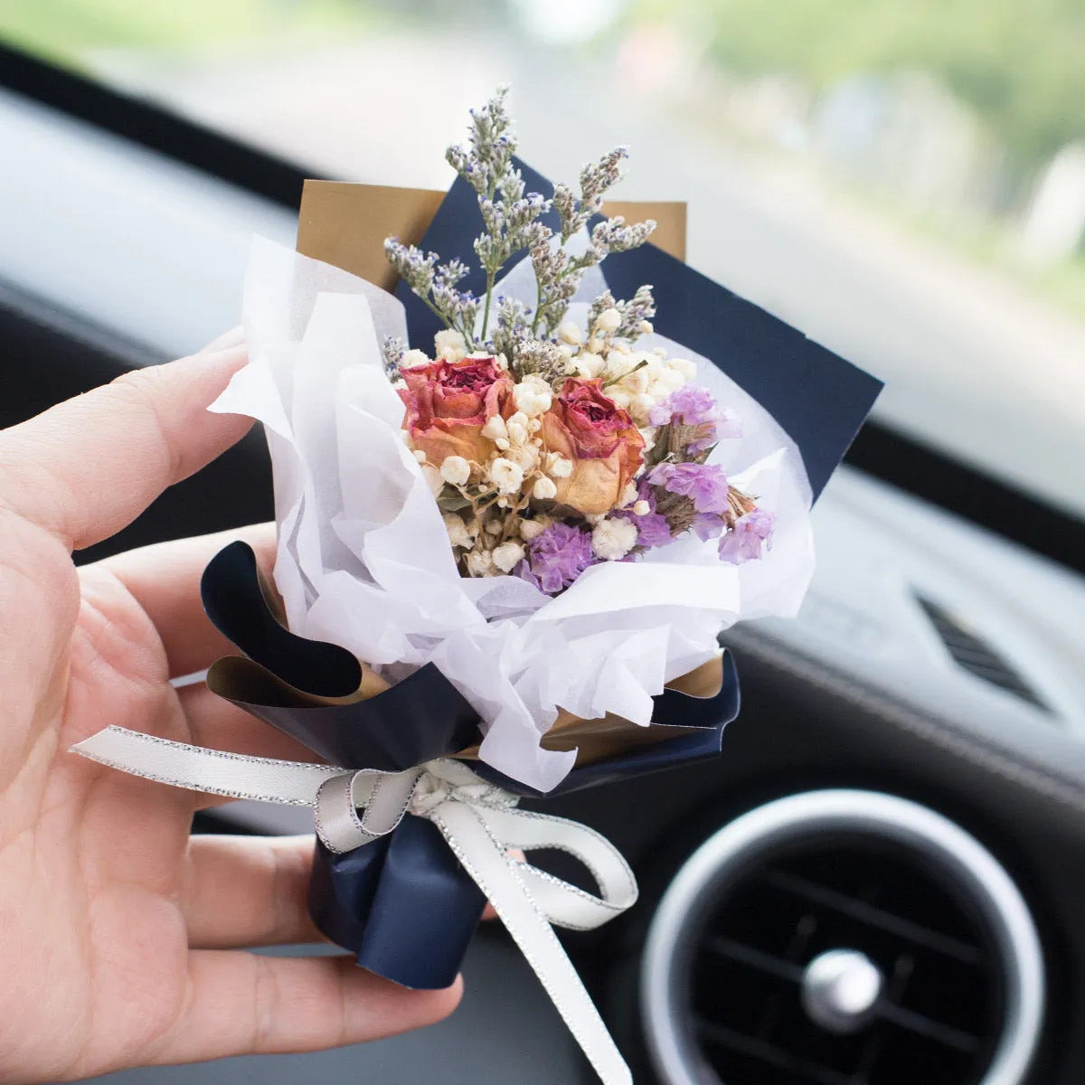 Handmade dried flower car vent perfume with scented inserts in various colours