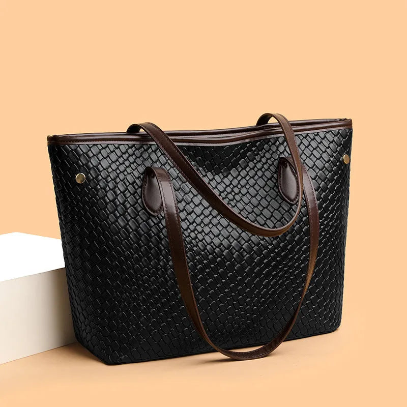 Retro women's large capacity commuter handbag in black PU leather with horizontal square design