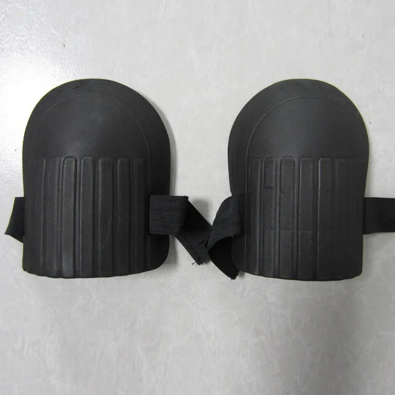 A pair of rectangular EVA foam knee pads in a chosen colour, shown with dimensions for gardening use.