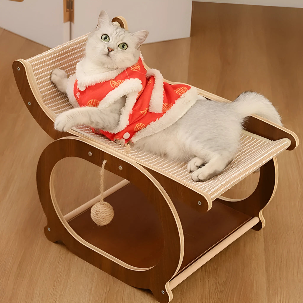 Solid wood sisal cat bed recliner in wood colour, scratch-resistant surface