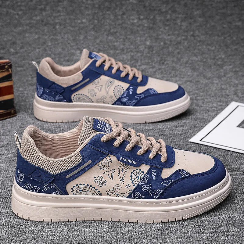 Low-top canvas board shoes with lace-up front, round toe, and flat rubber sole