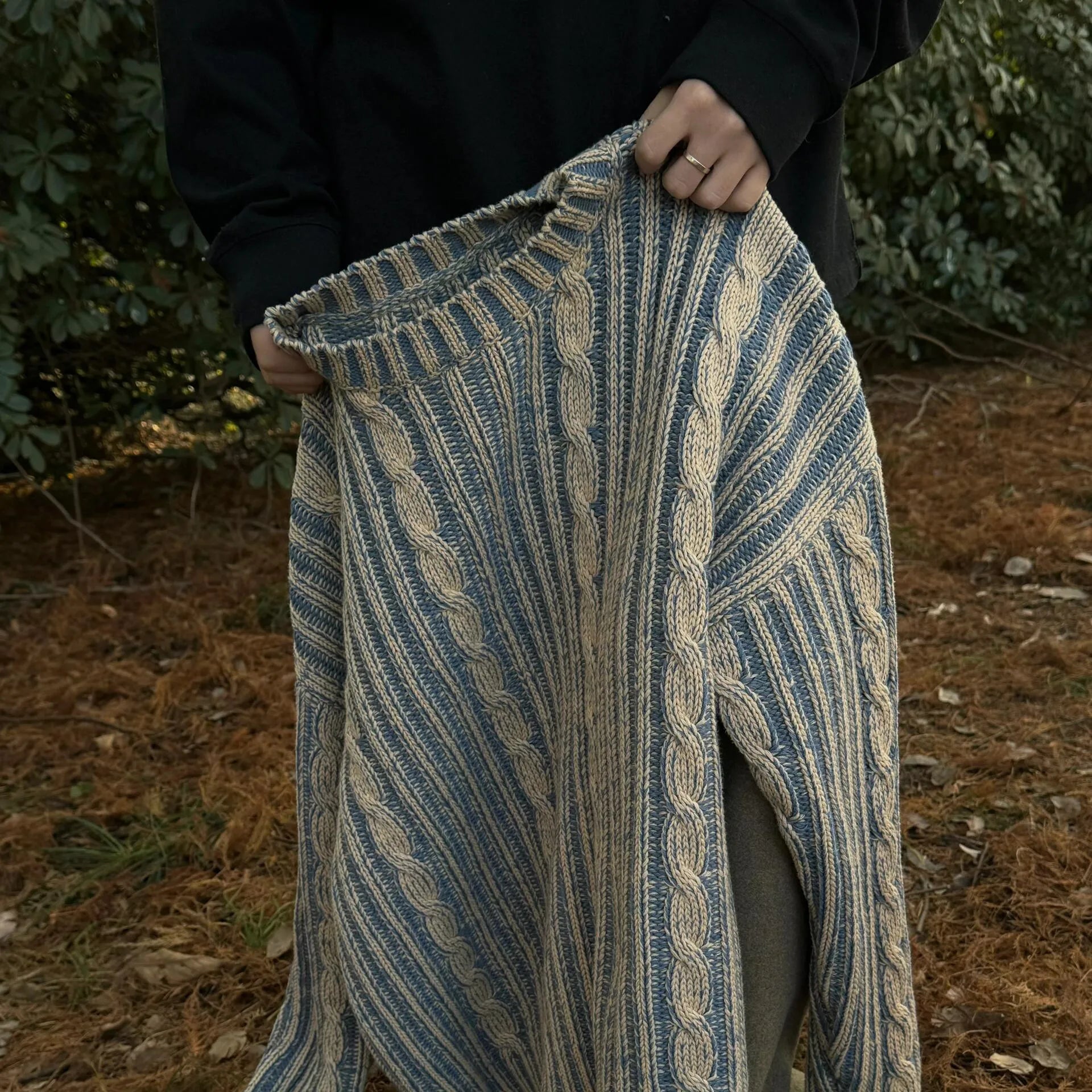 Blue men's cotton round neck casual sweater with contrast stripes in loose fit