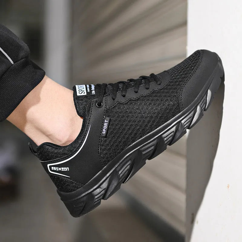 Men's mesh sports shoes with MD soft sole in black, light grey or black and white, sizes 39-46
