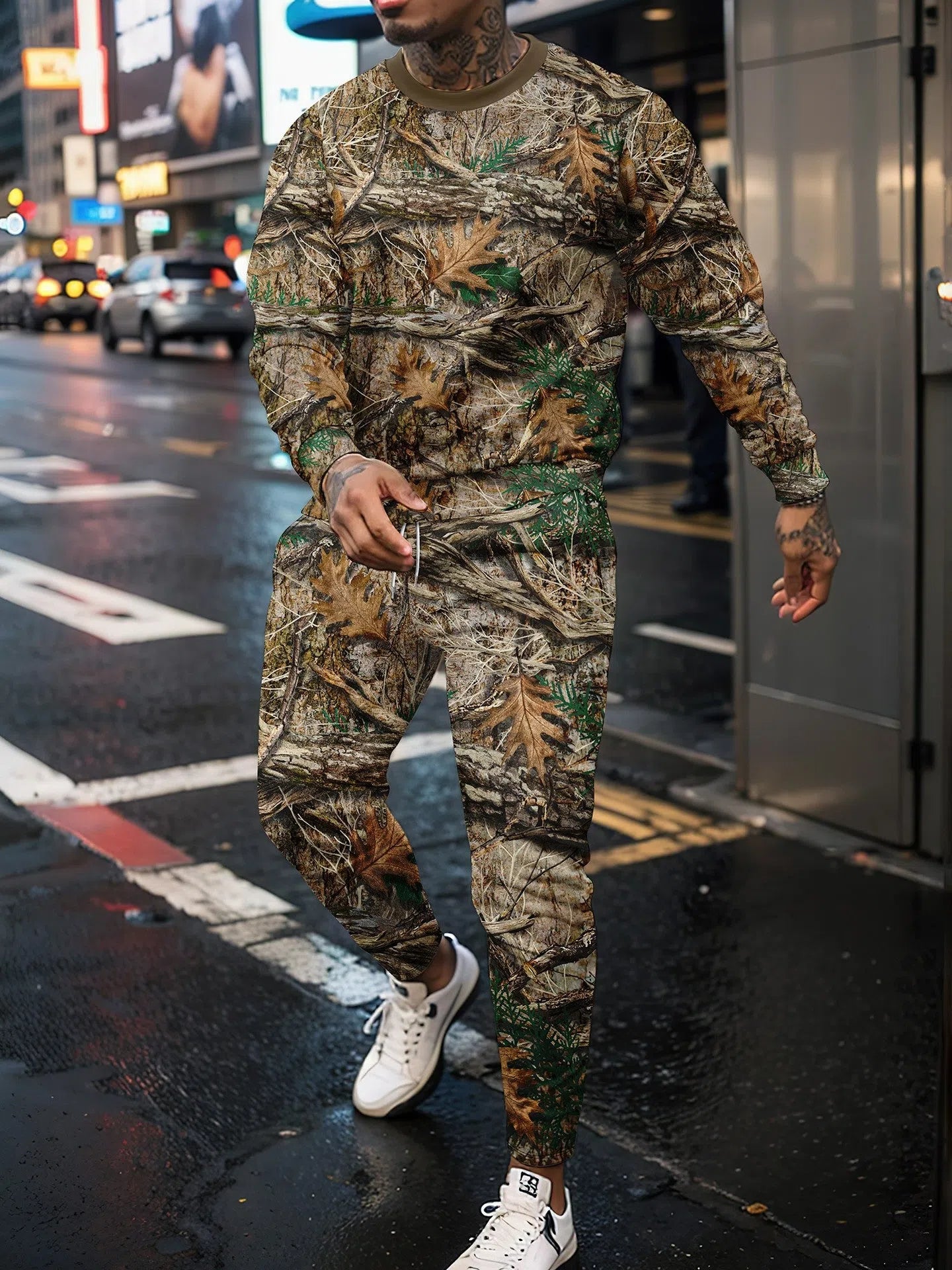 Men's round neck jungle camouflage long sleeve top and trousers sportswear set on model