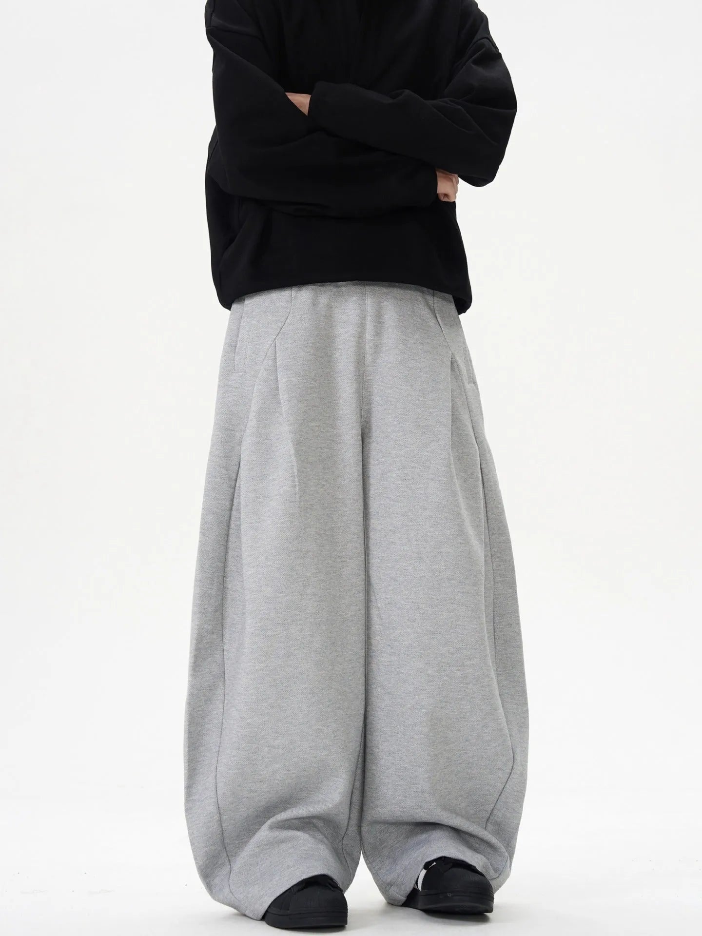 Women's polyester wide-leg trousers in black, loose fit straight leg design, mid rise waist