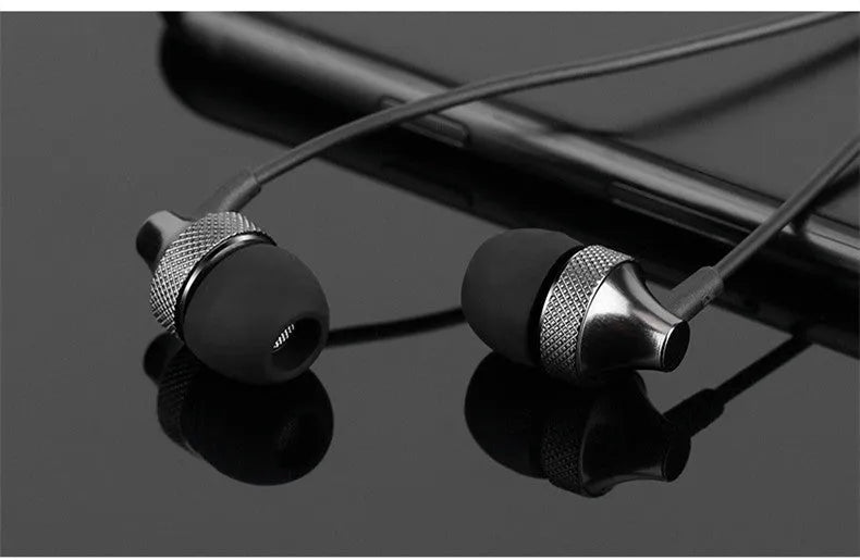 Auricular Metal Fever heavy bass in-ear headphones in copper metal with wheat cable