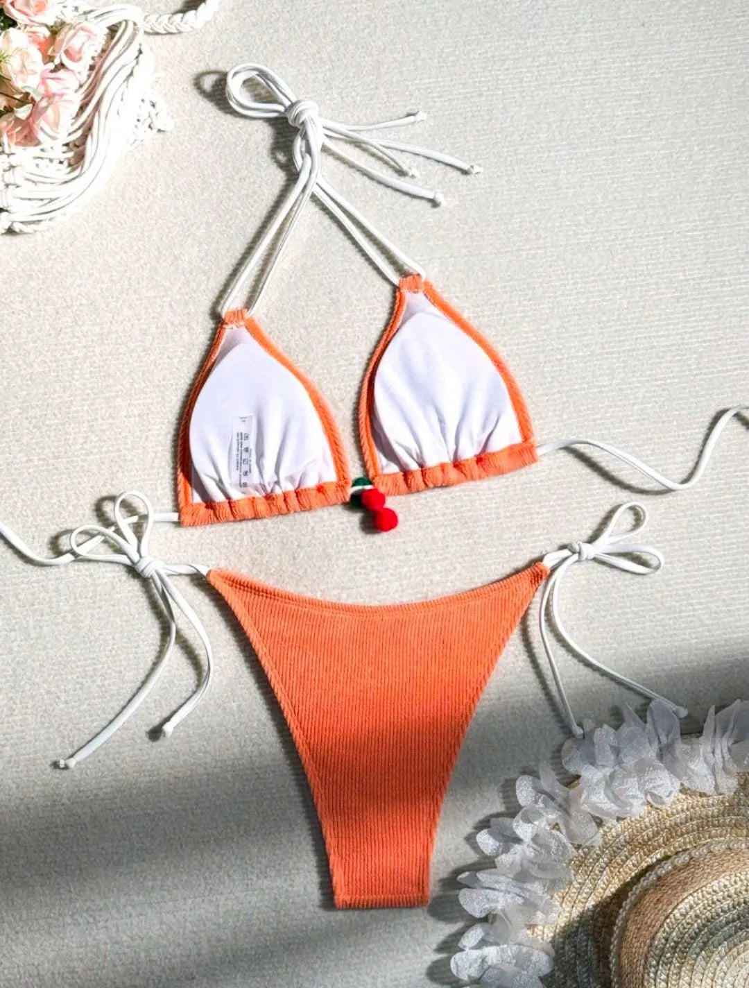 Sexy backless bikini swimsuit in solid colours with quick-drying fabric for beach holidays