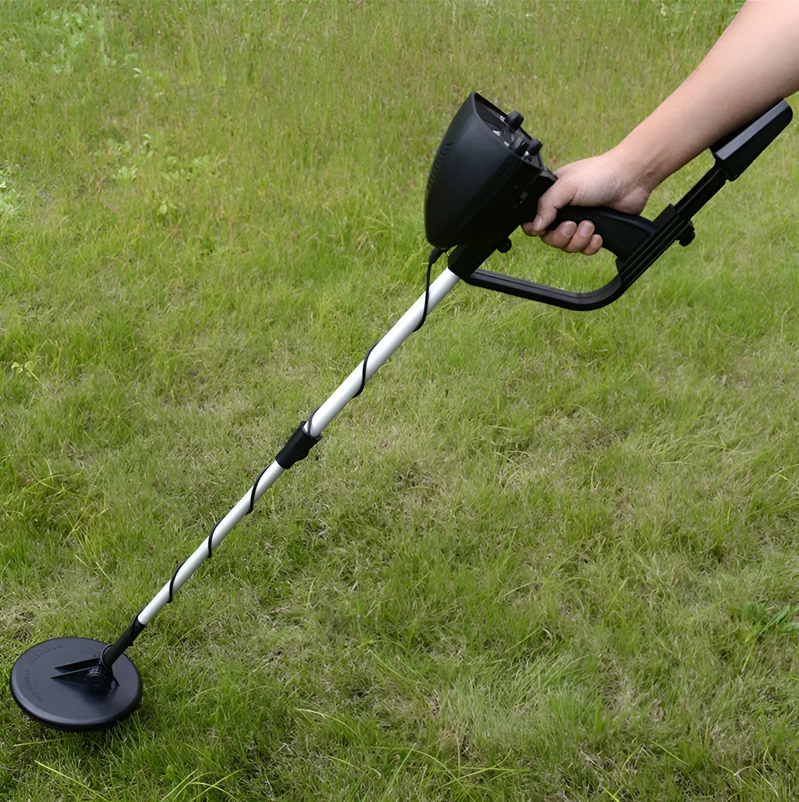 Underground metal detector for beginners with audible alarm 1 metre range detects 1 yuan coin 545x220x110mm