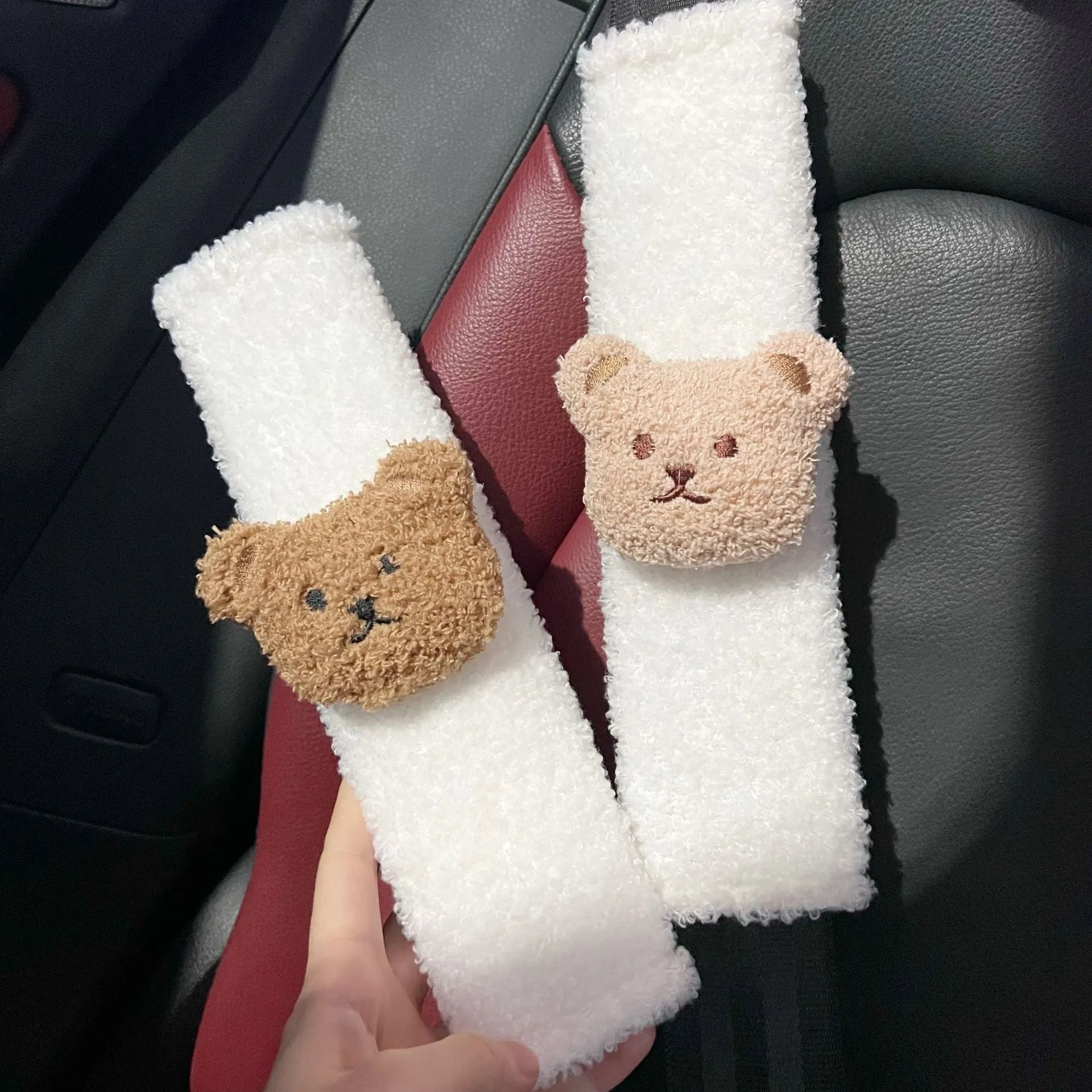 Cartoon bear shoulder sleeve baby car seat belt protective cover in plush material