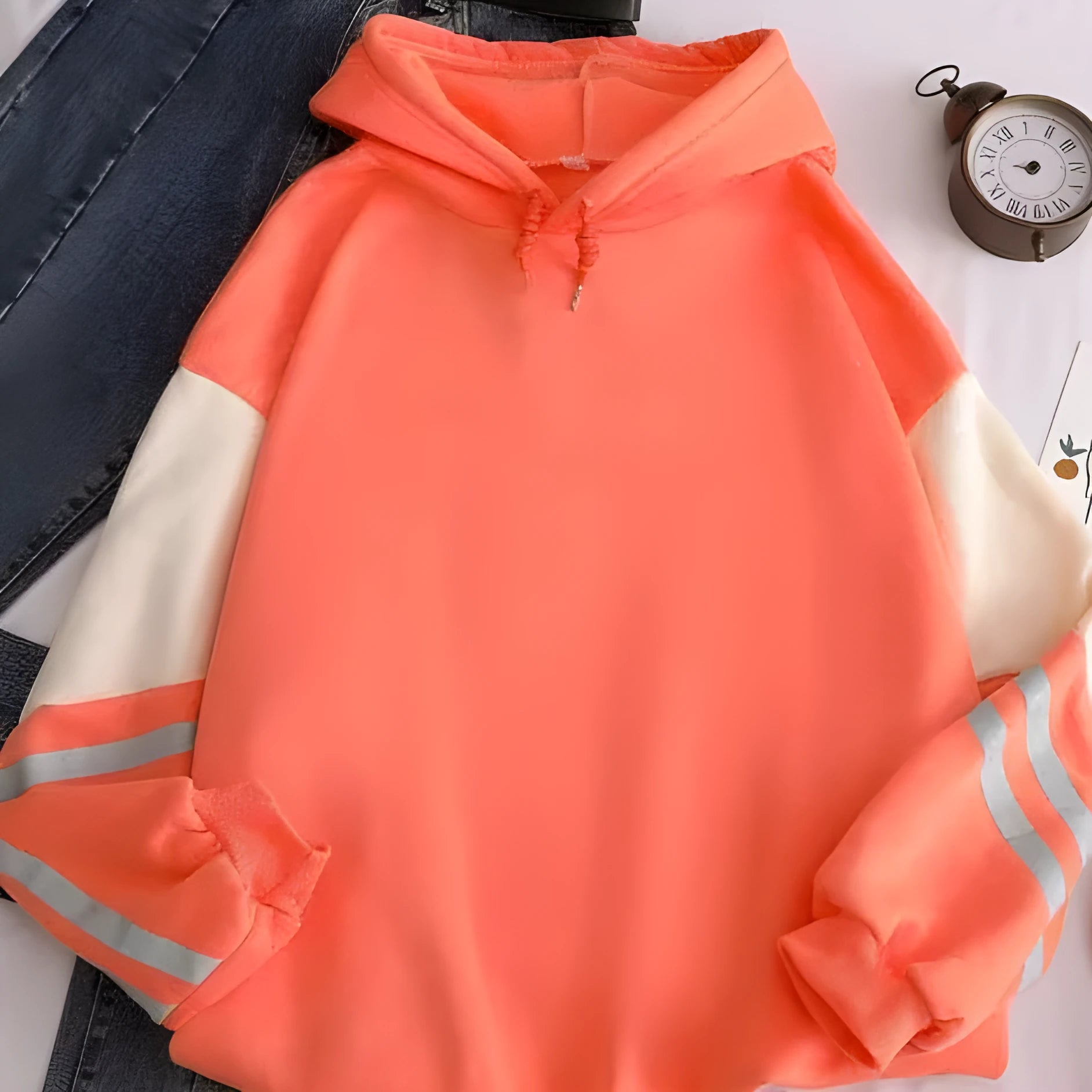Women's loose-fitting fleece-lined hoodie with contrast stitching in a two-tone colour.