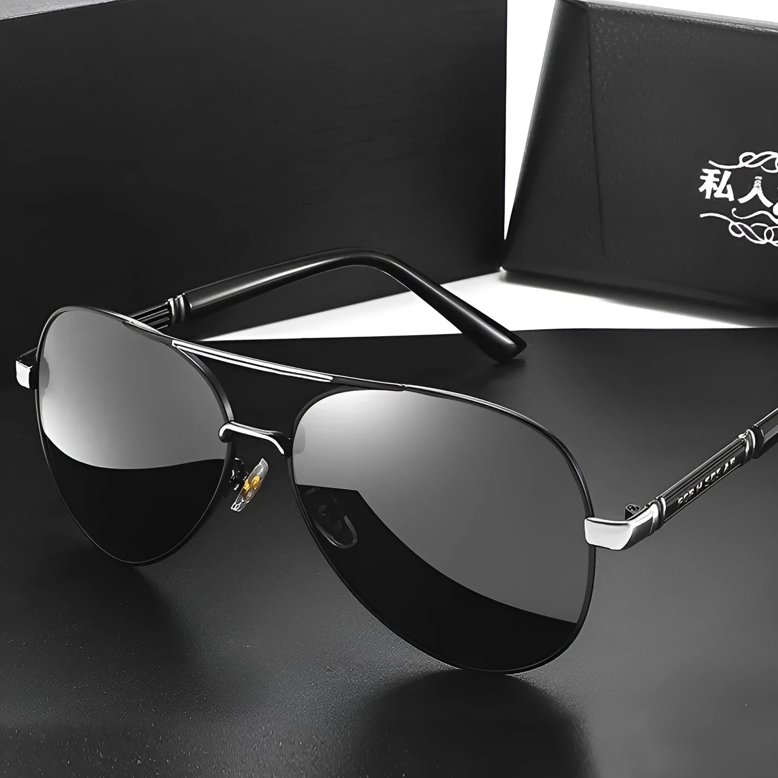 Men’s polarized metal sunglasses with grey lenses, black frame and dragon phoenix detail