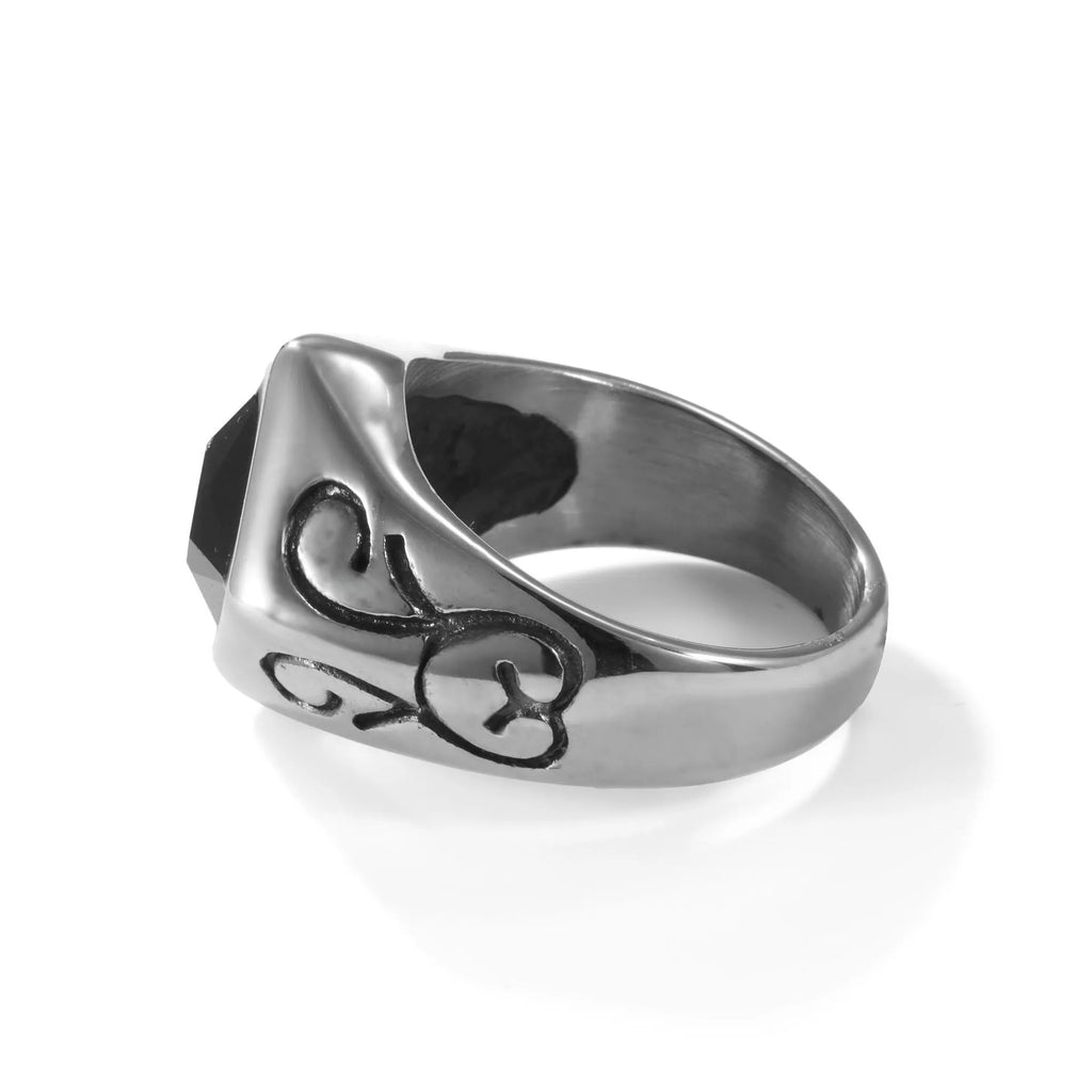 Square personality twisted ring in stainless steel with polished finish, leaf style and retro design, sizes 18-22.