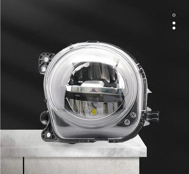 BMW 5 Series F10 front fog lamp with daytime running lights