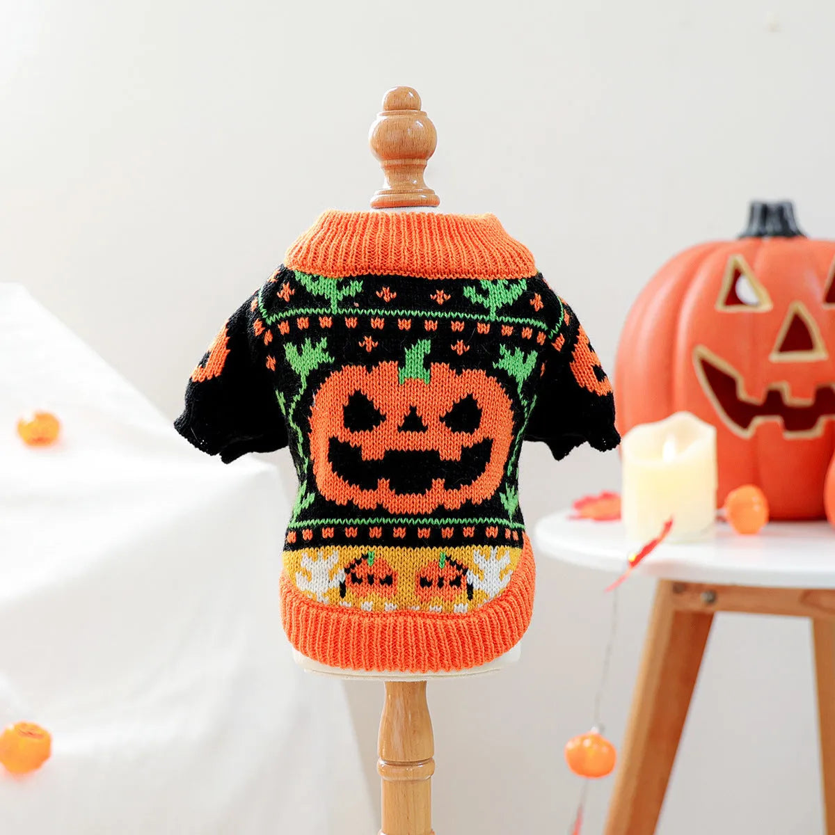 Acrylic pet dog jumper in Halloween or Christmas design, sizes XS-XL for small dogs and cats