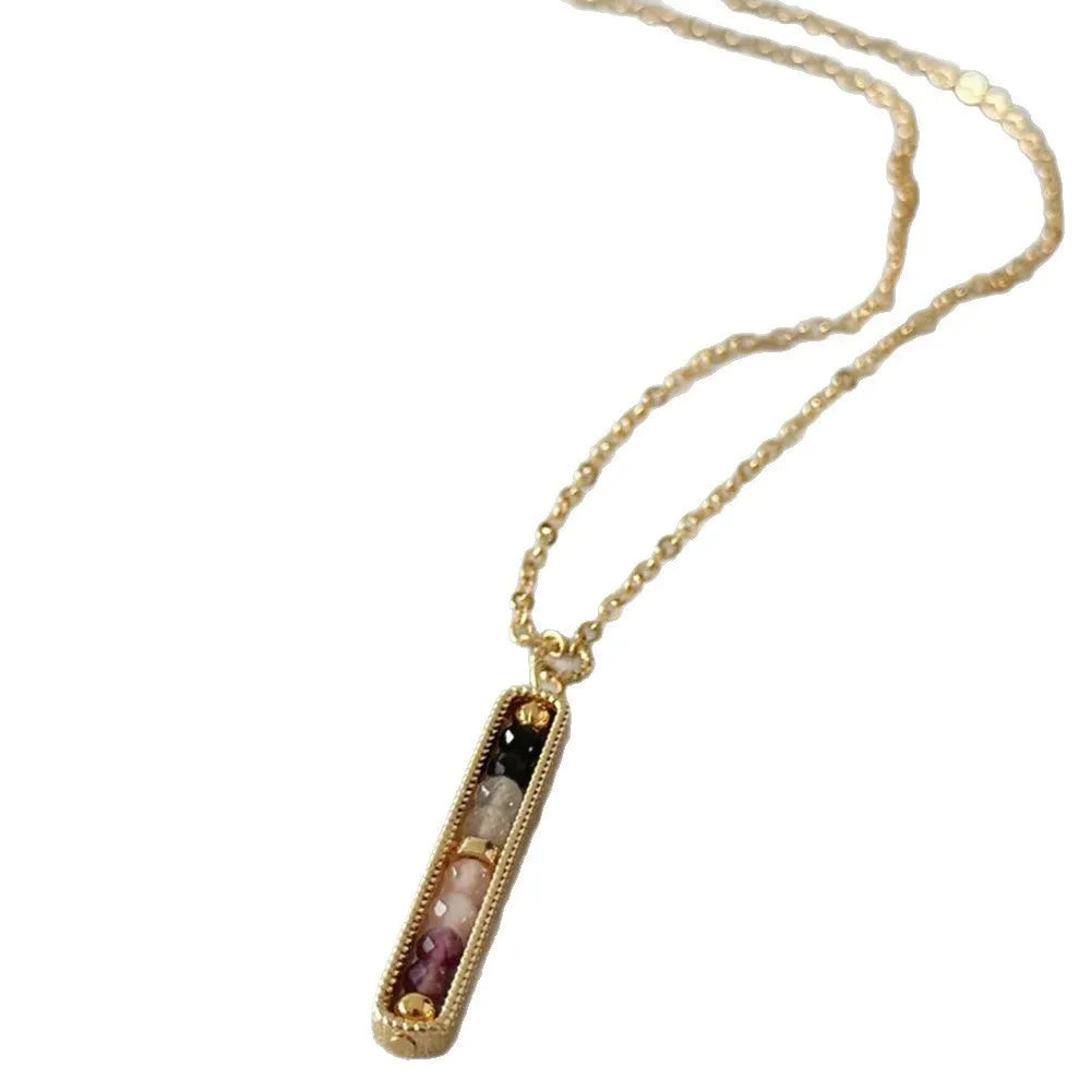 Transparent heart-shaped pendant necklace with alloy O-shaped chain, 41-50cm circumference, for women