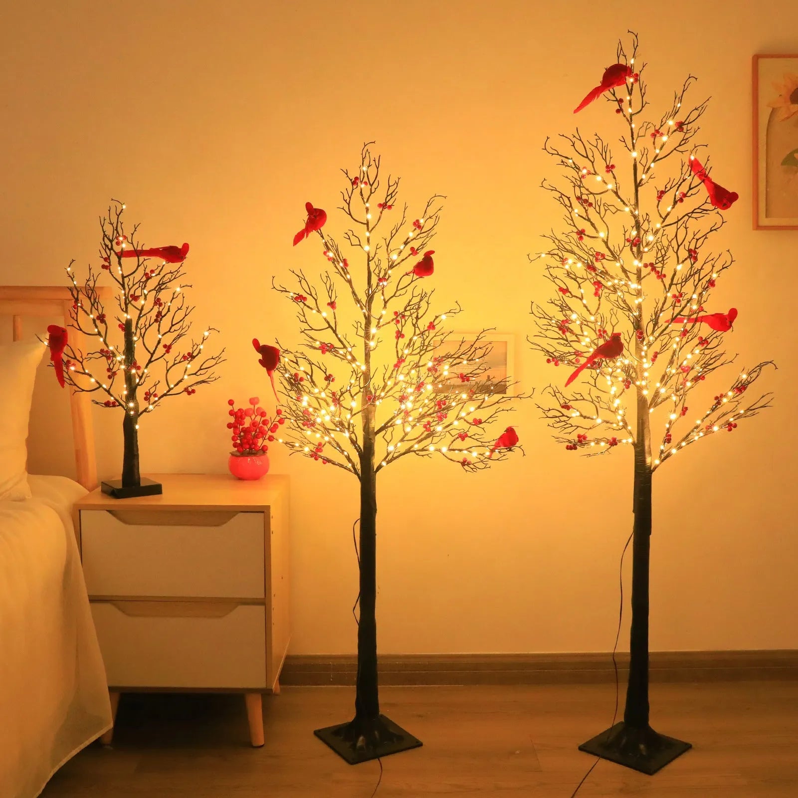 Luminous red bird winding tree lamp with 60 lights on a 53cm plastic frame, festive indoor decoration