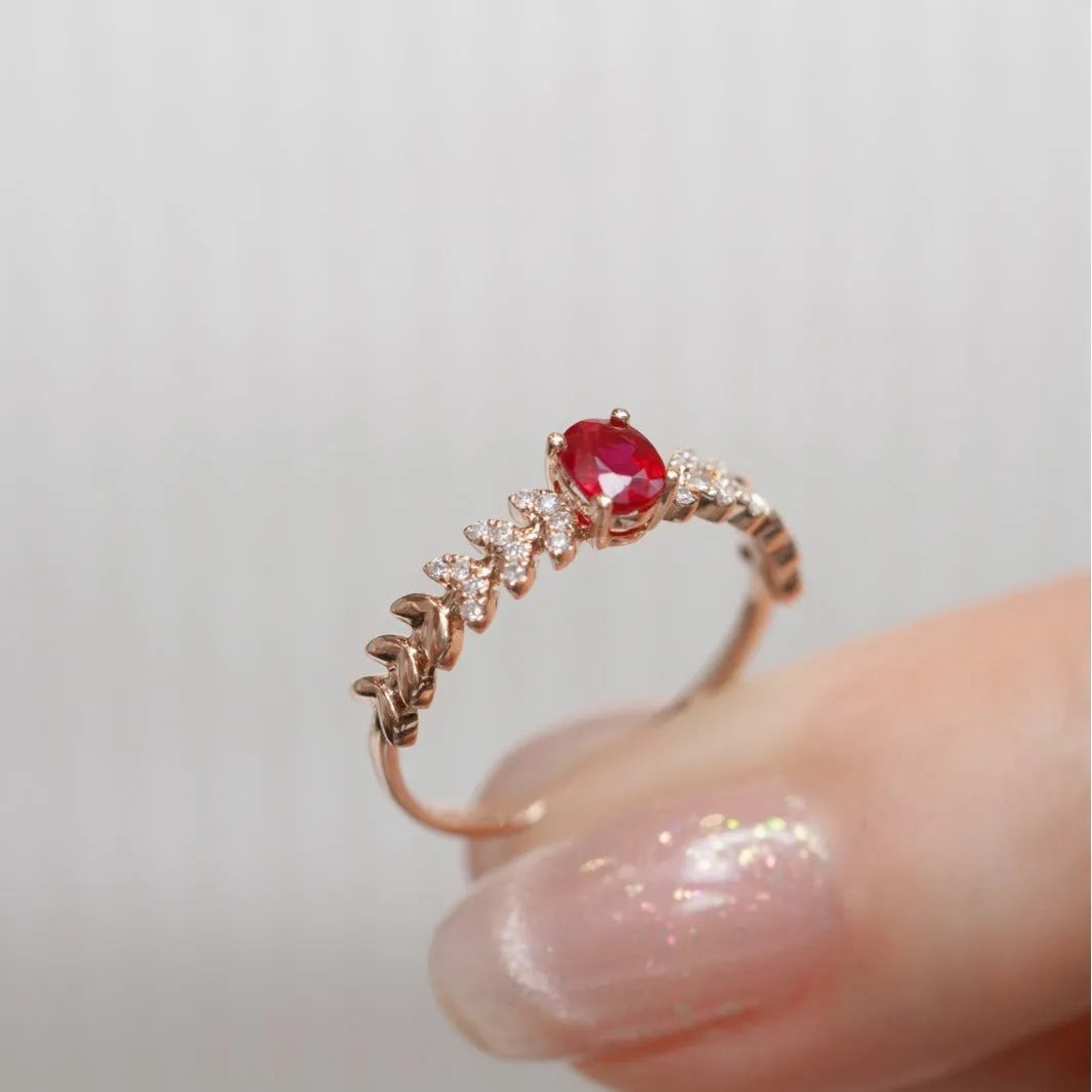 S925 sterling silver leaf ring for women in yellow gold tone, US sizes 6 to 10
