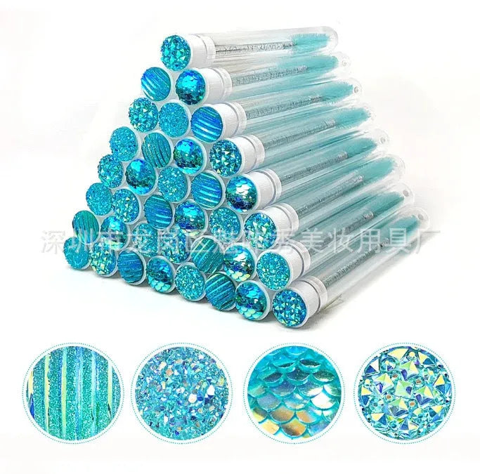 Disposable eyelash brushes with transparent storage tubes in four colours