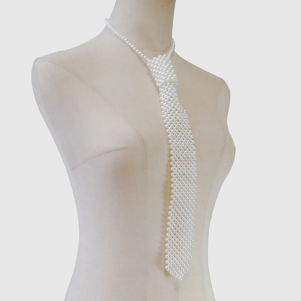 Women's pearl tie body chain jewellery with hollow-out retro design and alloy fastening