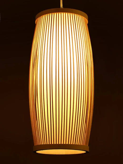 Bamboo plait wall lamp with woven construction and E27 lamp holder