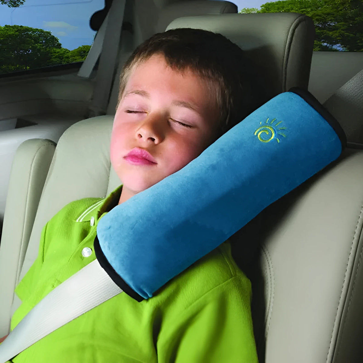 Children car pillow in microsuede fabric attached to a seatbelt, grey colour, 28.5cm by 9cm by 12cm